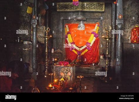 Girijatmaj Ashtavinayak Temple Idol Ganesha Temple Ganesa Lena