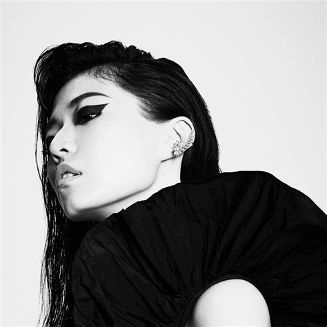 Sena Kana Breaks Record – Sena Kana