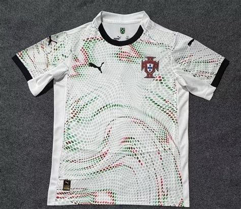 Maillots Portugal 2025 L ère Puma débute