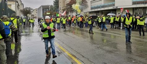 Bourg En Bresse Gilets Jaunes Acte IV La Voix De L Ain