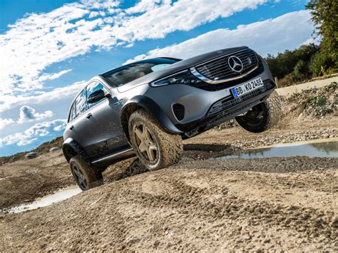 Mercedes Benz Unveils Rugged Eqc 4x4 Electric Off Road Suv Electrek