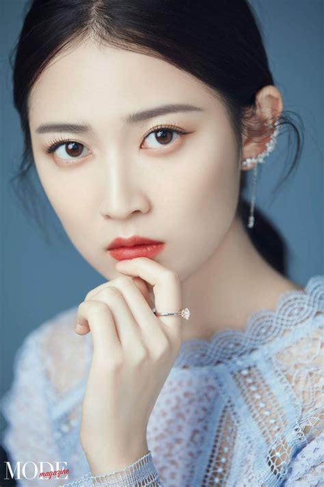 Chen Yuqi Poses For Photo Shoot China Entertainment News Beautiful