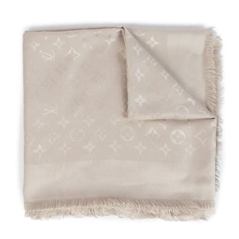 Louis Vuitton Ecru Monogram Classic Shawl Labellov Buy And Sell