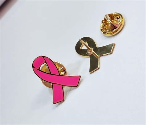 BROCHE OUTUBRO ROSA Comprar Em Drebijou