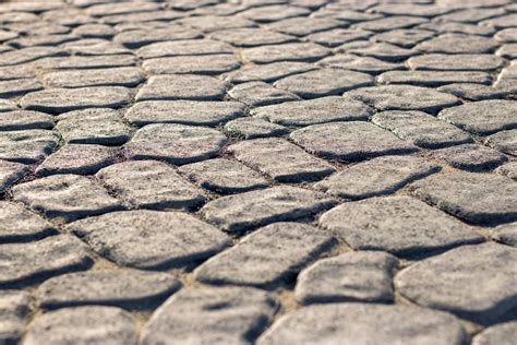 Roma Stone Bring Romes Cobblestone Streets To Your Landscape