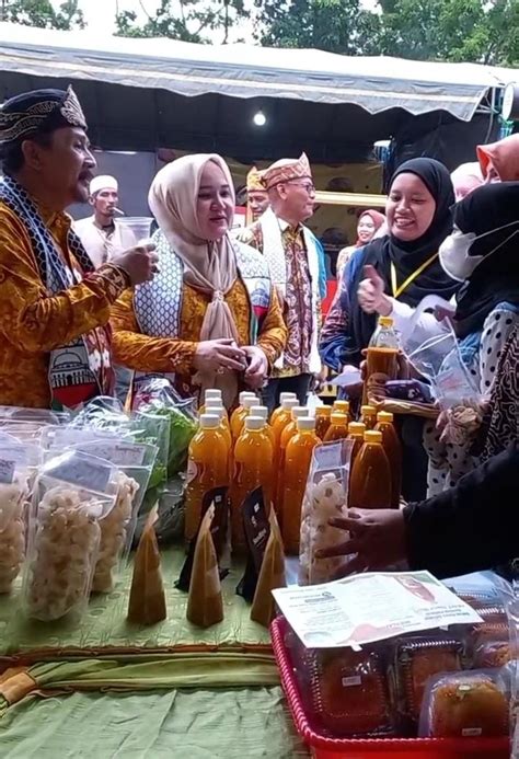 Produk Petani Milenial Program YESS Diapresiasi Pj Bupati Tanah Laut