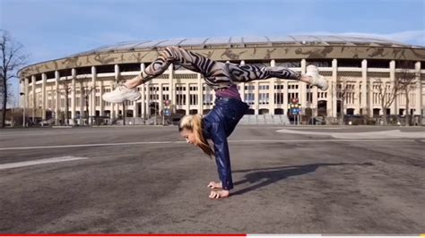 Contortionist Alesya Laverycheva YouTube