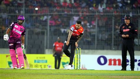 Sunil Narine sends one down | ESPNcricinfo.com