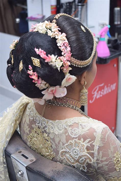 Pin By Preksha Pujara On Indian Low Bun Hair Styles Low Bun