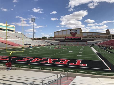 The hidden premium lounge inside jones att stadium is world-class 26