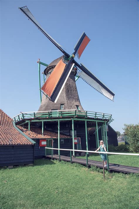 De windmolens van de Zaanse Schans in Nederland bezoeken