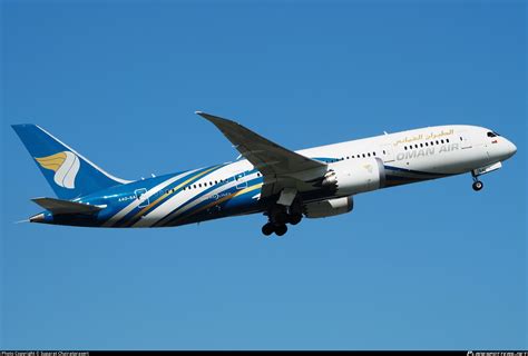 A O Sa Oman Air Boeing Dreamliner Photo By Suparat Chairatprasert