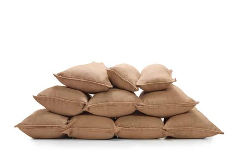 7 Alternatives to Sandbags (for Flooding Emergencies)