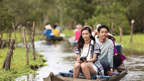 Cho Em Gần Anh Thêm Chút Nữa Vietnamese Movie Streaming Online Watch