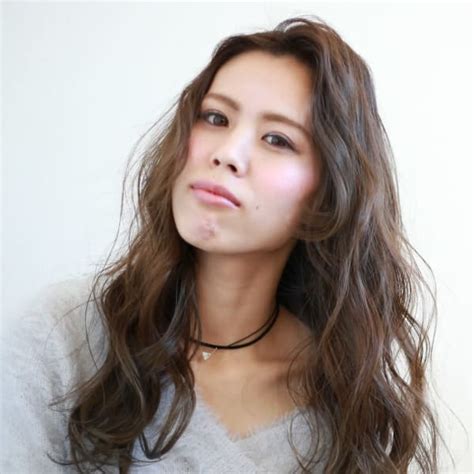 【オススメ順】岡山県30代セミロングの髪型・ヘアスタイル 楽天ビューティ