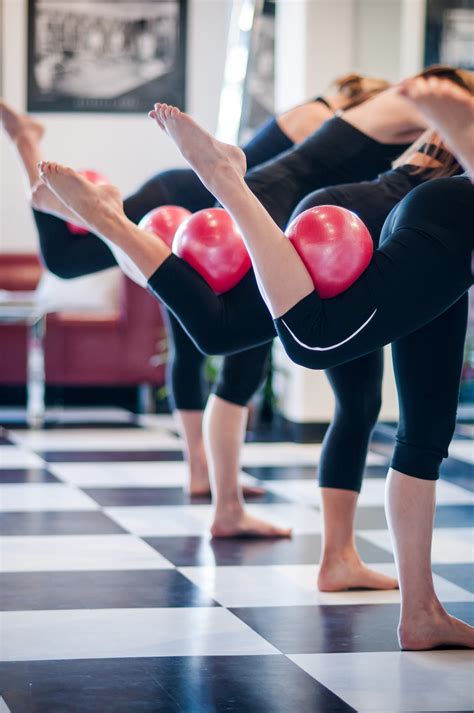 The Ultimate Barre Workout Guide For Beginners Classpass Blog