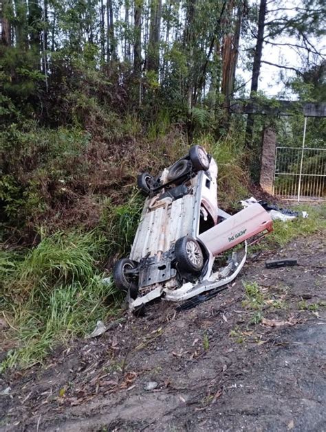 Capotamento Em Urussanga Deixa Mulher Ferida Em Acidente Na Sc