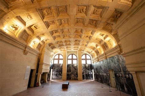 Premium Photo | Chateau de chambord castle interior