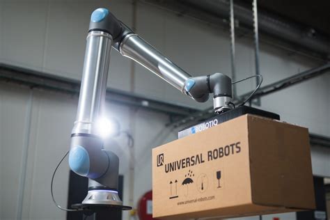 Universal Robots Pr Sentera Pour La Premi Re Fois En France Son Cobot