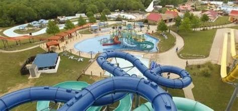 Hawaiian Falls Garland Waterpark, Garland | Roadtrippers