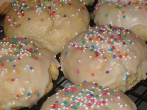 Italian Lemon Cookies With Sprinkles Recipe - Genius Kitchen