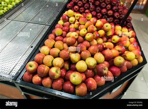 Apple Stall In Big Supermarket Stock Photo Alamy