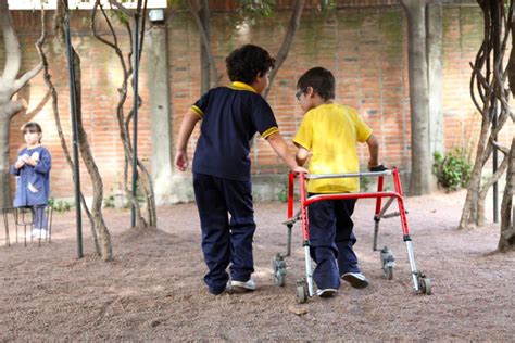 Necesario velar por el bienestar de niños discapacitados Eduardo