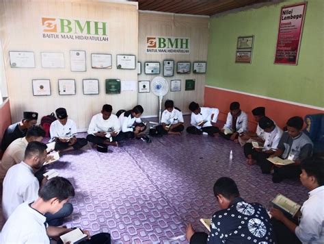 Laznas Bmh Salurkan Alquran Untuk Santri Tahfidz Nur Islam Nunukan