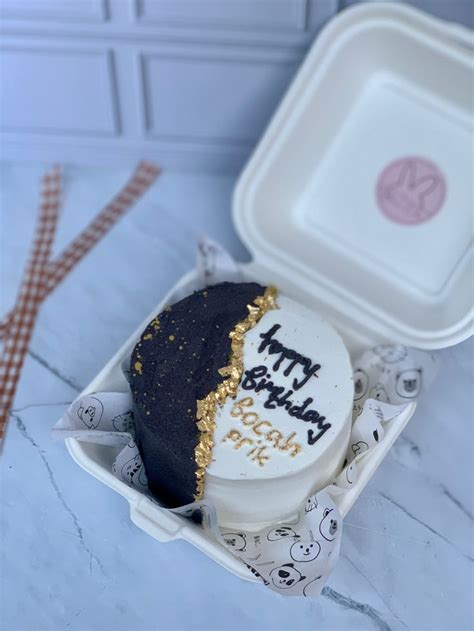 Pin Oleh Mrntseptiana Di Bento Cake By Me Kue Lucu Kue Kue Cantik