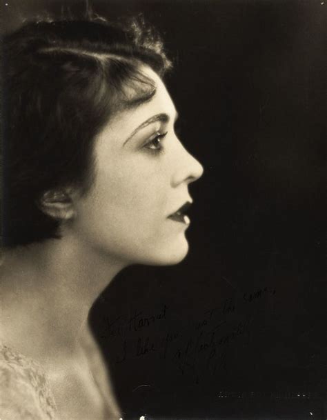 Gorgeous Portrait Photos Of Classic Beauties By Edwin Bower Hesser