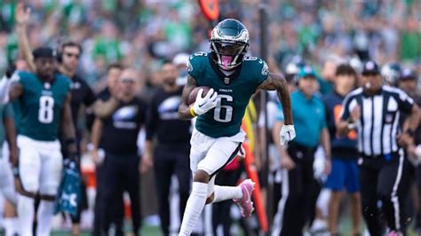 Eagles Sparked By Goal Line Stand, Return Of Star Receivers In 20-16 ...