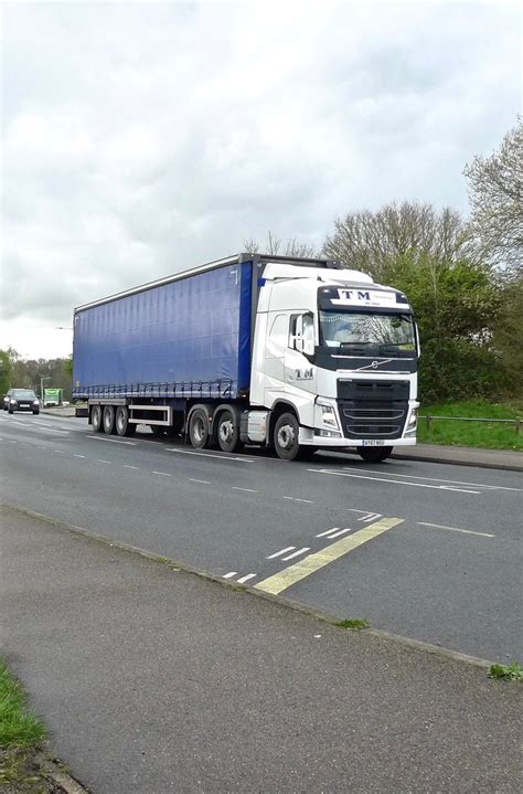 P Mr Tobies Sudbury Based Tm Transport Volvo Fh Cou Flickr