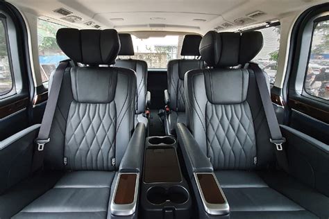 Sewa Hiace Premio Luxury Captain Seat Di Yogyakarta