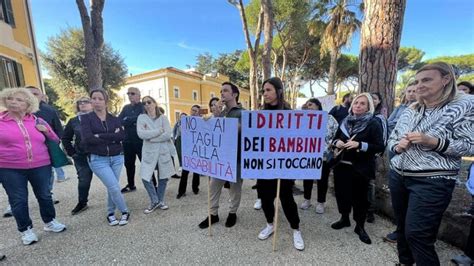 Scuola l11 marzo al via il concorso Per il sostegno sarà un flop E