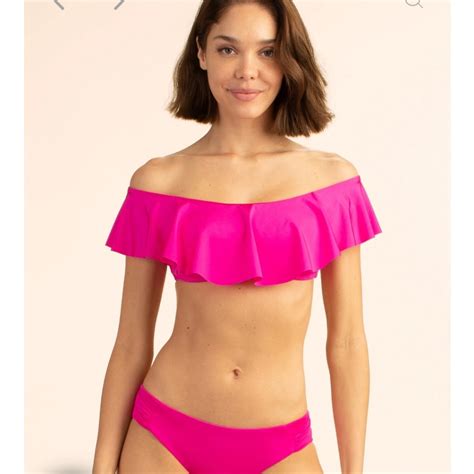 Nwot Trina Turk Swim Hot Pink Ruffle Bikini Top Gem