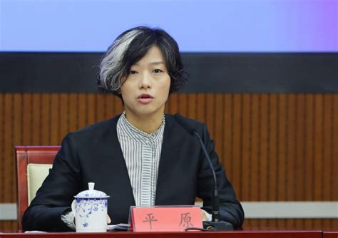 挑染？女副区长“白色发型”引关注，官方回应绍兴网