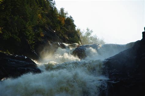 1182 Val Jalbert Haut Chute Ouiatchouan Nadine SAMMARCELLI Flickr