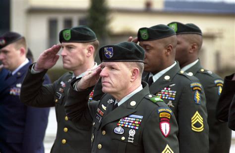 Female U.S. Army Soldier Is First Woman To Become A Green Beret