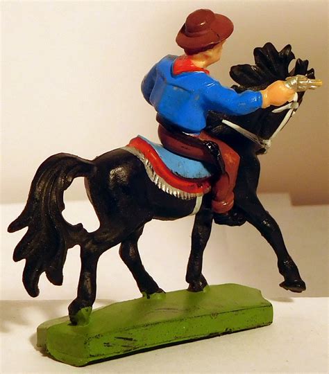 Fischer Cowboy Zu Pferd Mit Revolver Germantoys De