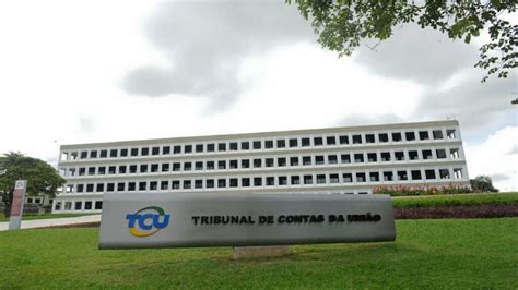 Concurso TCU iniciais de R 27 5 mil Veja salário de Auditores