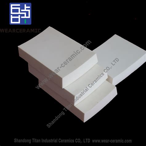 Plain Arc Tile Brick Alumina Al2O3 Ceramic Lining For Pipe Chute