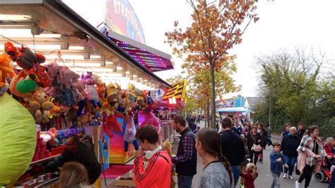 Dol de Bretagne La fête foraine au cœur de la ville tout ce week end