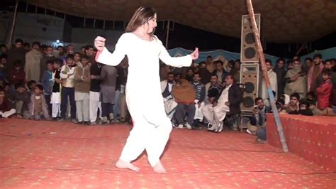 Latest Pakistani Mujra Wedding Party Live Mujra Dance Youtube