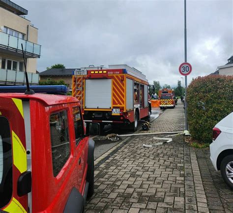 Feuerwehr Rheinbach Wassereinbruch In Hauskellern Verhindert