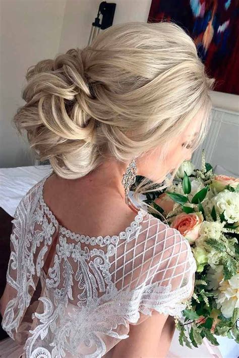 30 Stunning Bridesmaid Updos for a Fabulous Look | ヘアアレンジ, ヘア, 人像