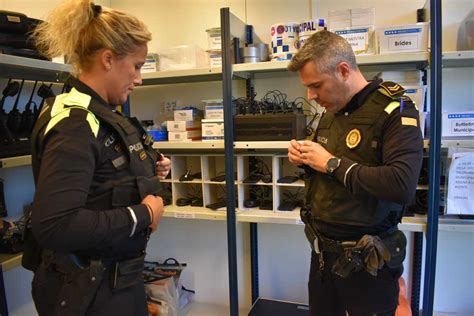 Todos los agentes de la Policia Local de Mollet llevarán cámaras cuando