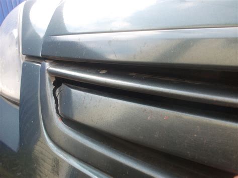 Переделка решетки радиатора — Lada Приора хэтчбек, 1,6 л, 2011 года ...