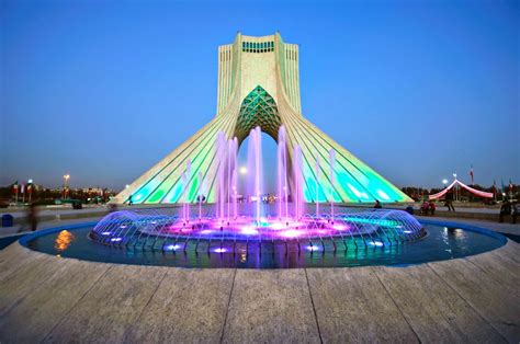 Lugar Sagrado Torre Azadi Teherán Irán Baluarte De Libertad