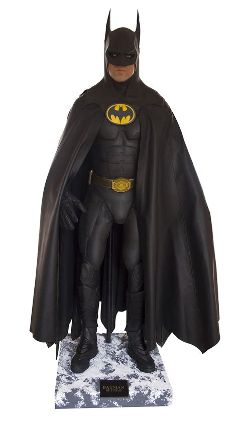 Michael Keaton’s ‘Batman Returns’ Suit Brings $41,000 at Auction