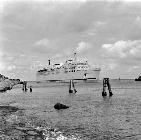 DDR Fotoarchiv Rostock Ostseewoche 1966 in Rostock Foto Schönfeld